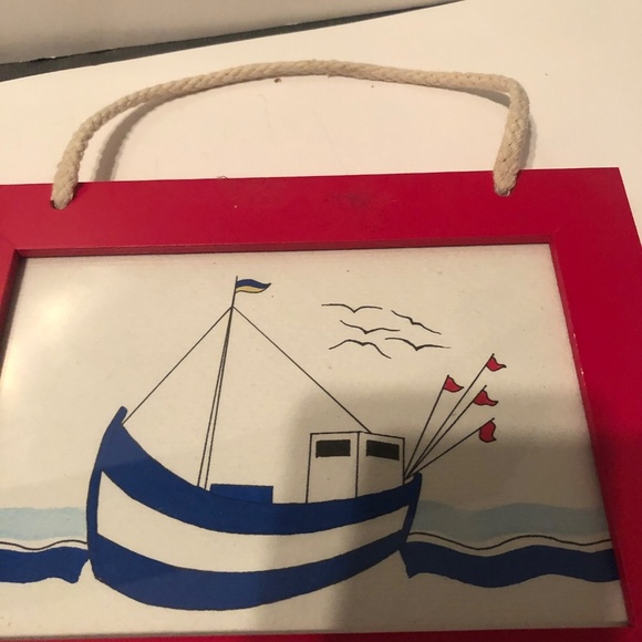 Lovely collection of three little pictures of beachhouses and boat - Picture 5 of 7